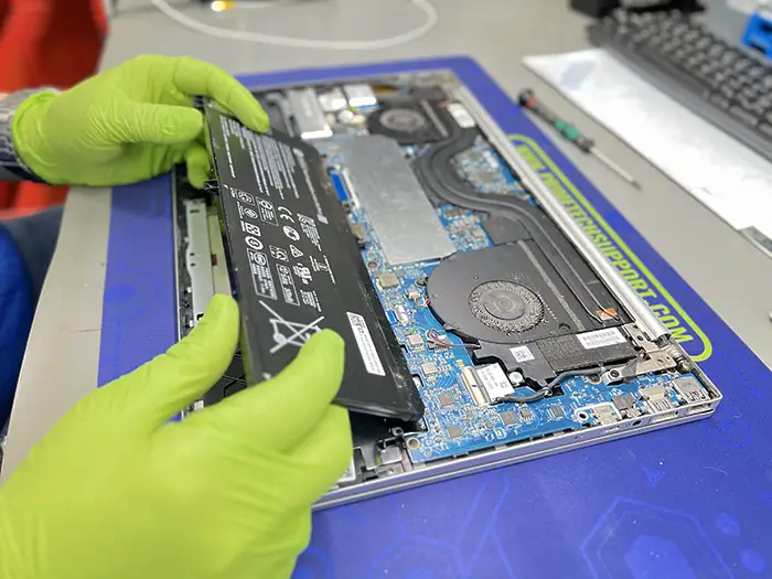 🪫 5 Signs Your Laptop Battery Needs Replacement – Clever Computer Qatar